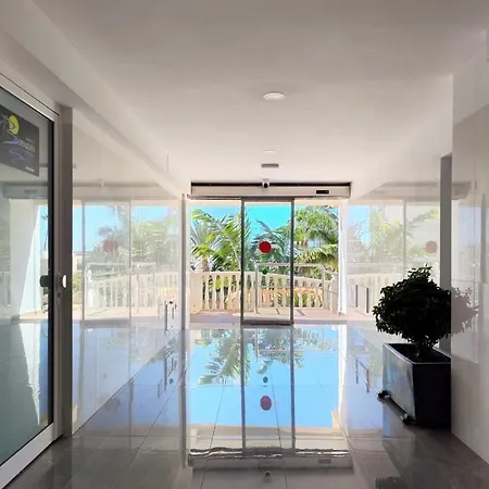 Apartamento Borinquen Charming And Modern Playa Feñabe